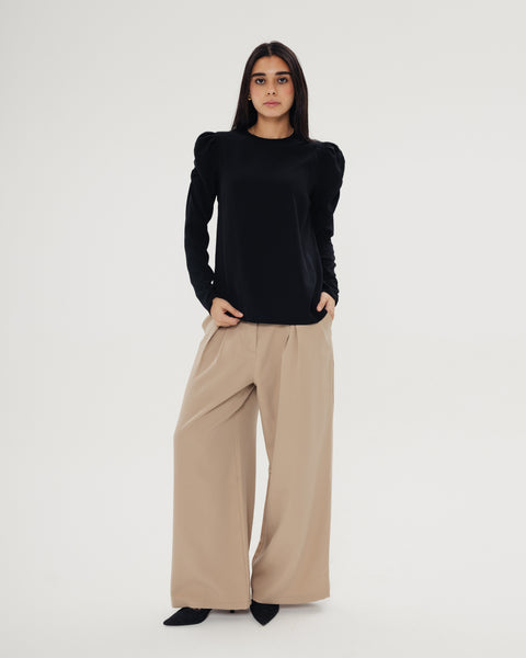 Puffy Detailed Top