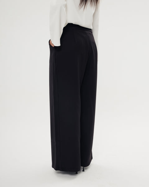 Classic Straight Pants