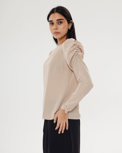 Puffy Detailed Top