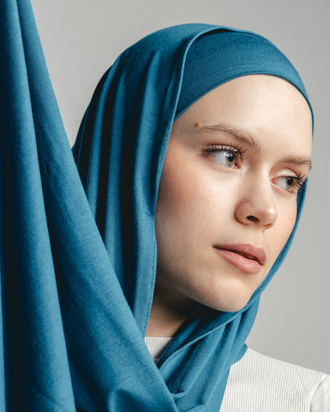 AURA Scarf