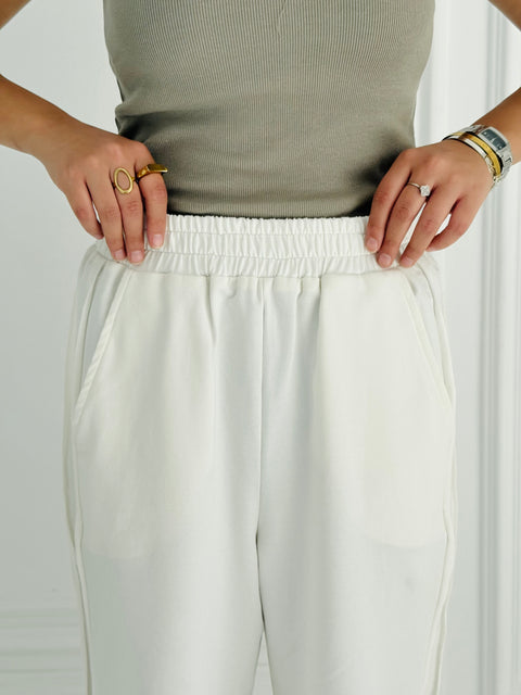 Side stitches Pants