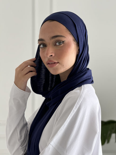 مجموعة أورا